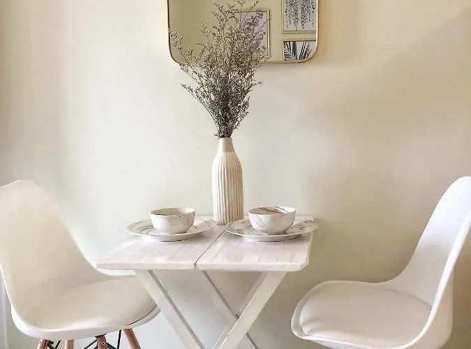 Guest house Fiber-powered Tropical Oasis Manila