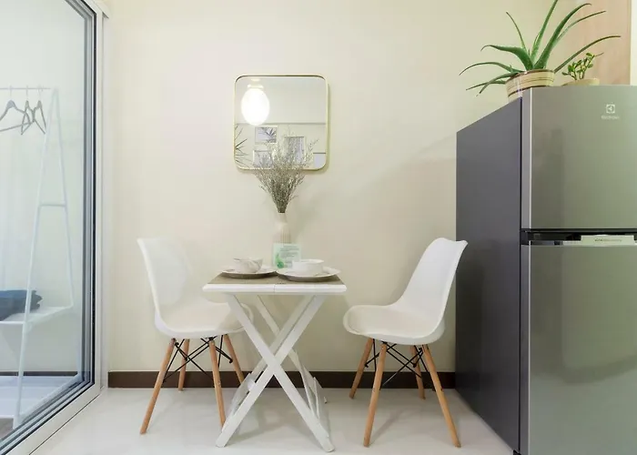 Guest house Fiber-powered Tropical Oasis Manila