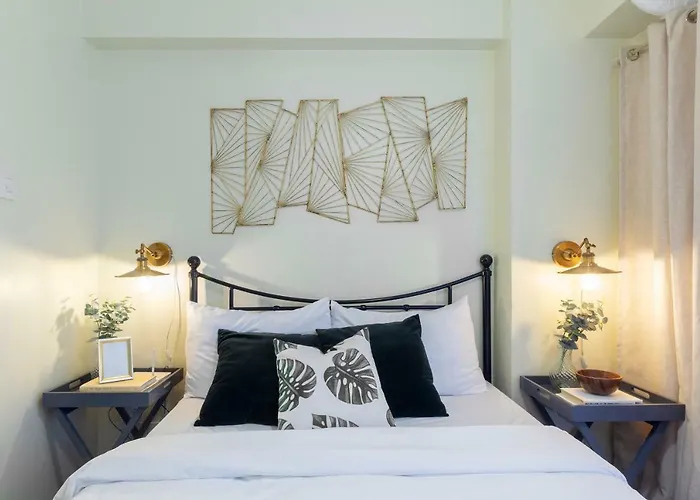 Fiber-powered Tropical Oasis *