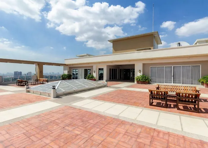 Guest house Fiber-powered Tropical Oasis Manila