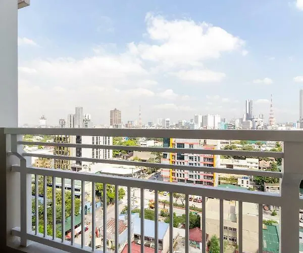 Fiber-powered Tropical Oasis Manila